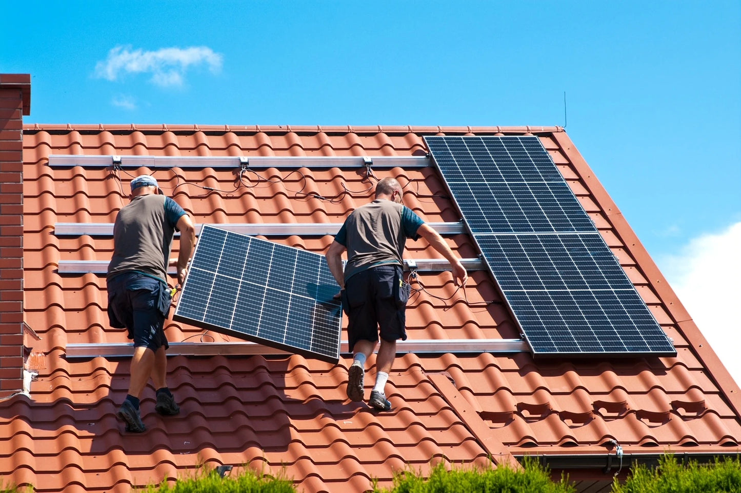 Photovoltaik Komplettanlage 12 kWp mit Speicher und Montage